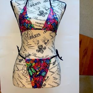 Metallic butterfly 🦋 strappy bathingsuit